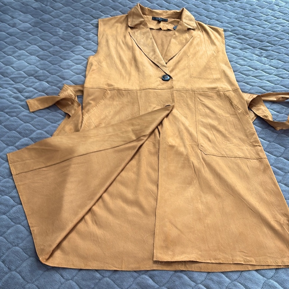 NWT - Lulus faux suede topper. Size Small. - Picture 5 of 16